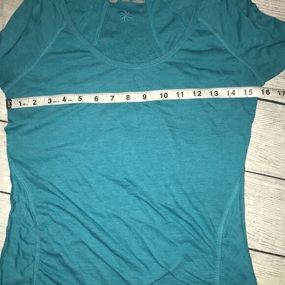 Athleta
Teal Turquoise Long Sleeve T-Shirt - Picture 5 of 8
